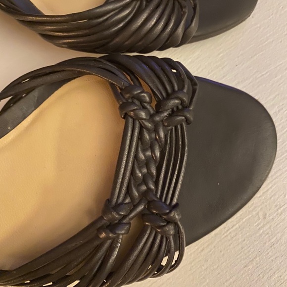 Ann Taylor Loft leather heels - Picture 3 of 8